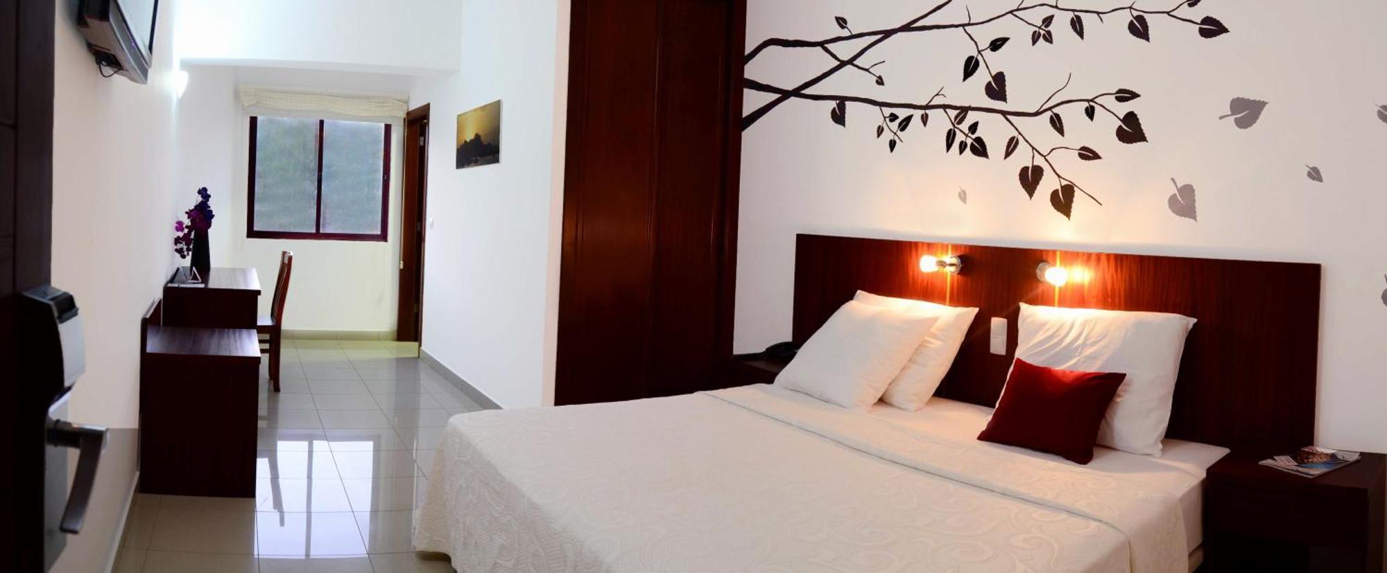 מינדלו Hotel Livvo Don Paco מראה חיצוני תמונה