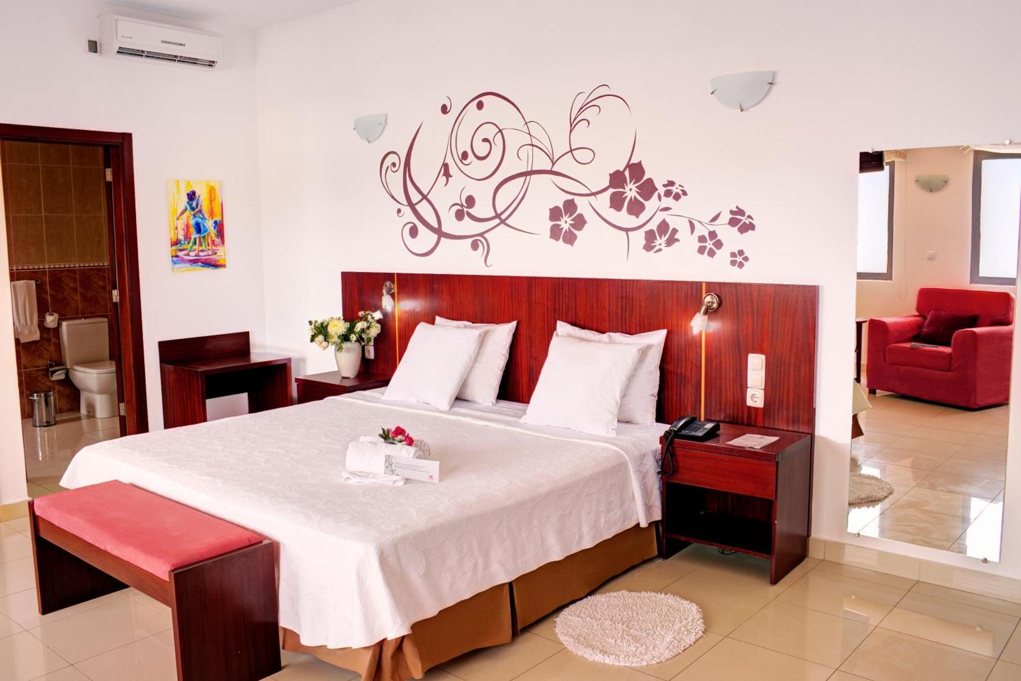 מינדלו Hotel Livvo Don Paco מראה חיצוני תמונה